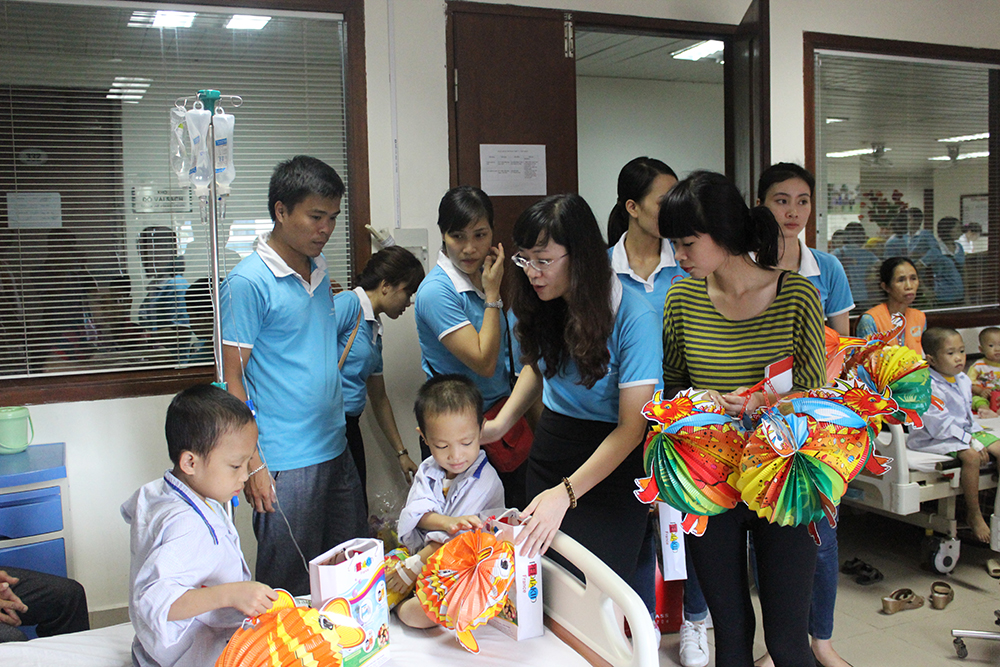 Trung thu cho bệnh nhi 2014